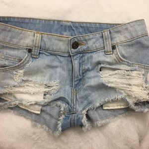 Carmar Light Denim Ripped Shorts